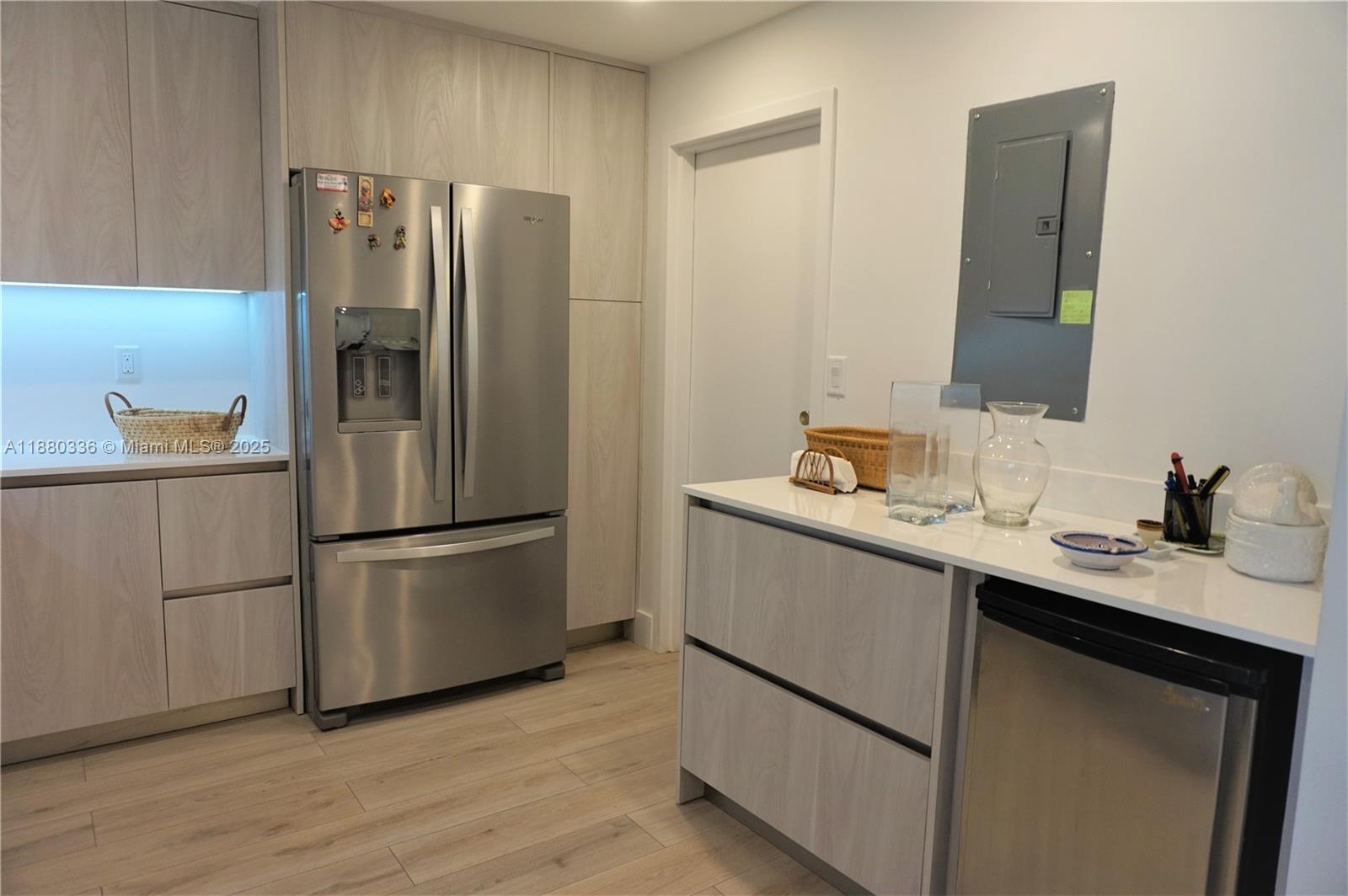 CAPE FLORIDA CLUB CONDO P - Residential Lease