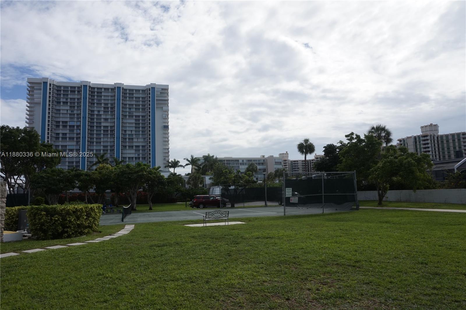 CAPE FLORIDA CLUB CONDO P - Residential Lease