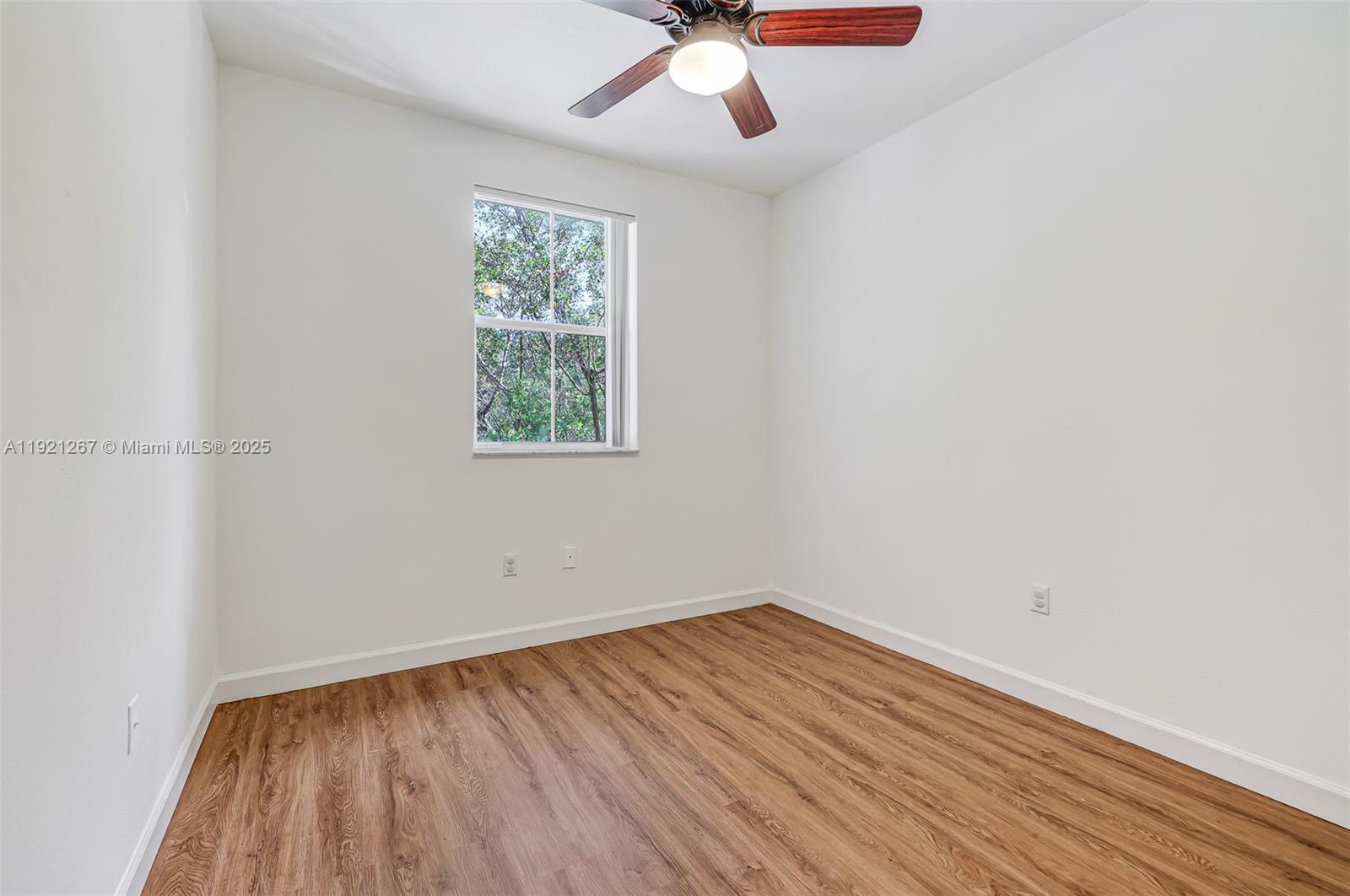 KENDALL BREEZE - Residential