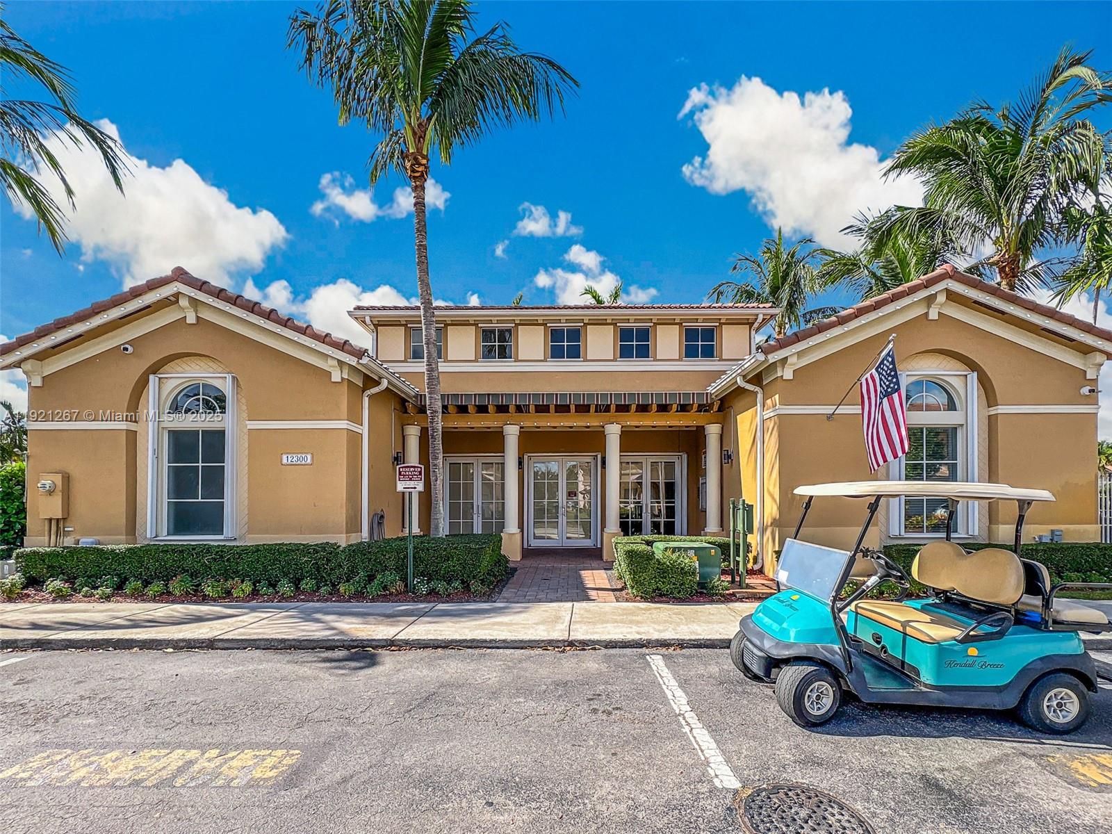 KENDALL BREEZE - Residential