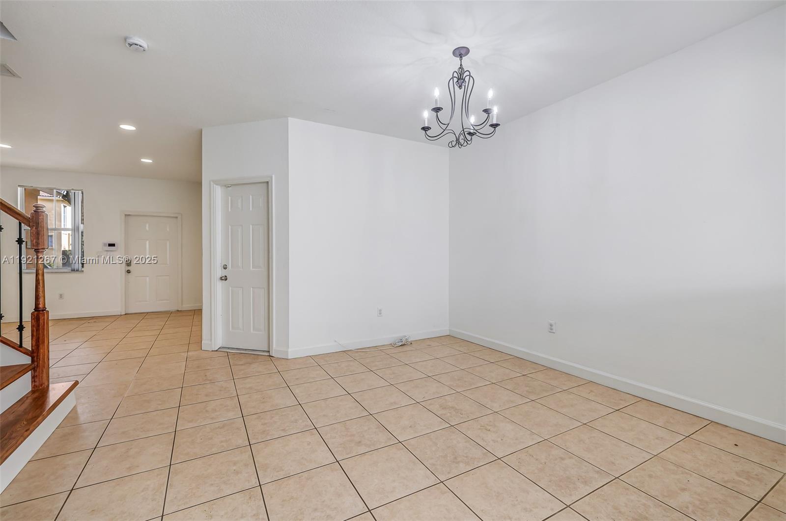 KENDALL BREEZE - Residential