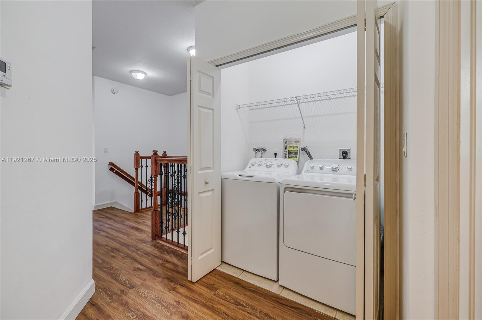 KENDALL BREEZE - Residential