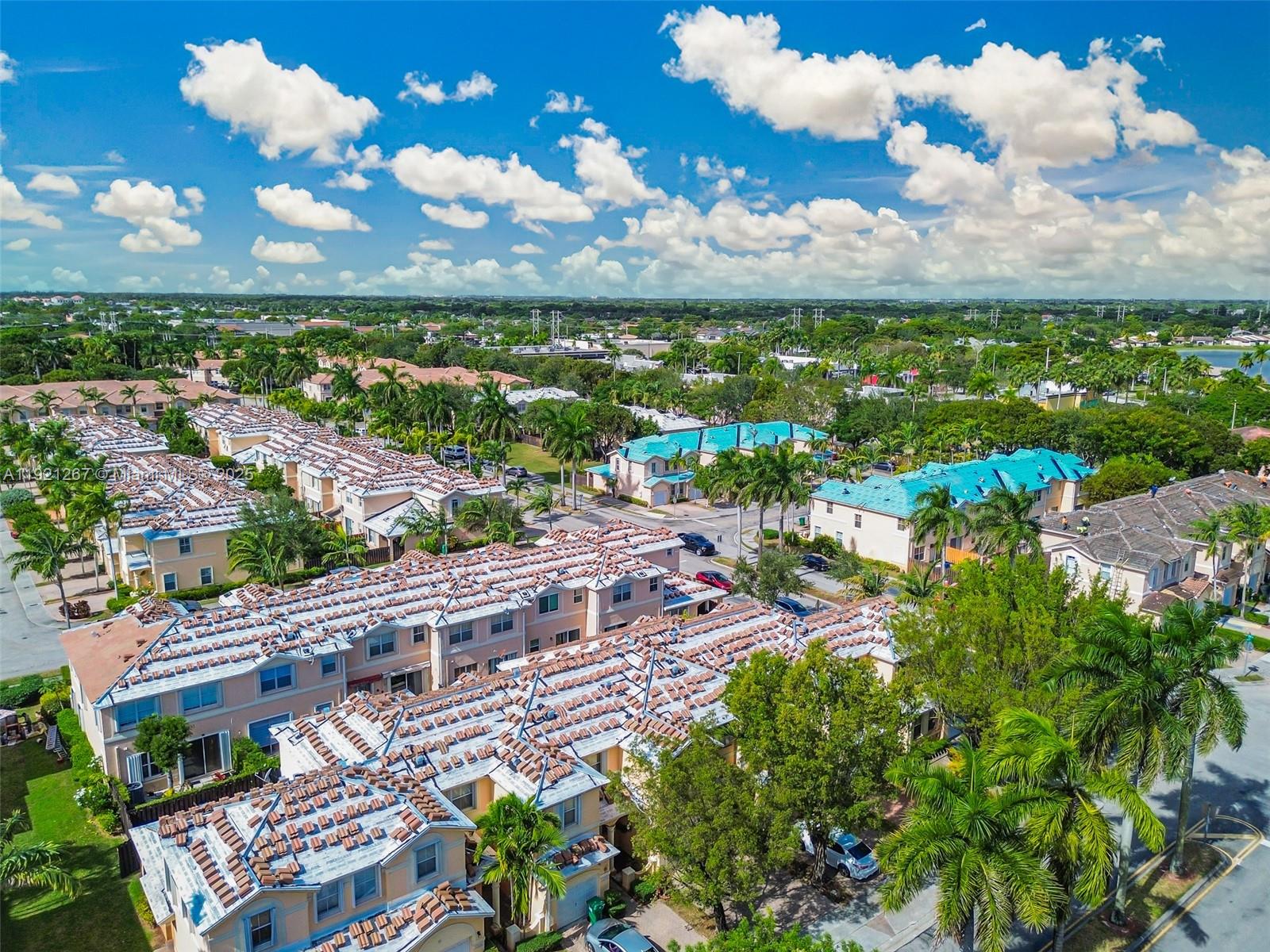 KENDALL BREEZE - Residential