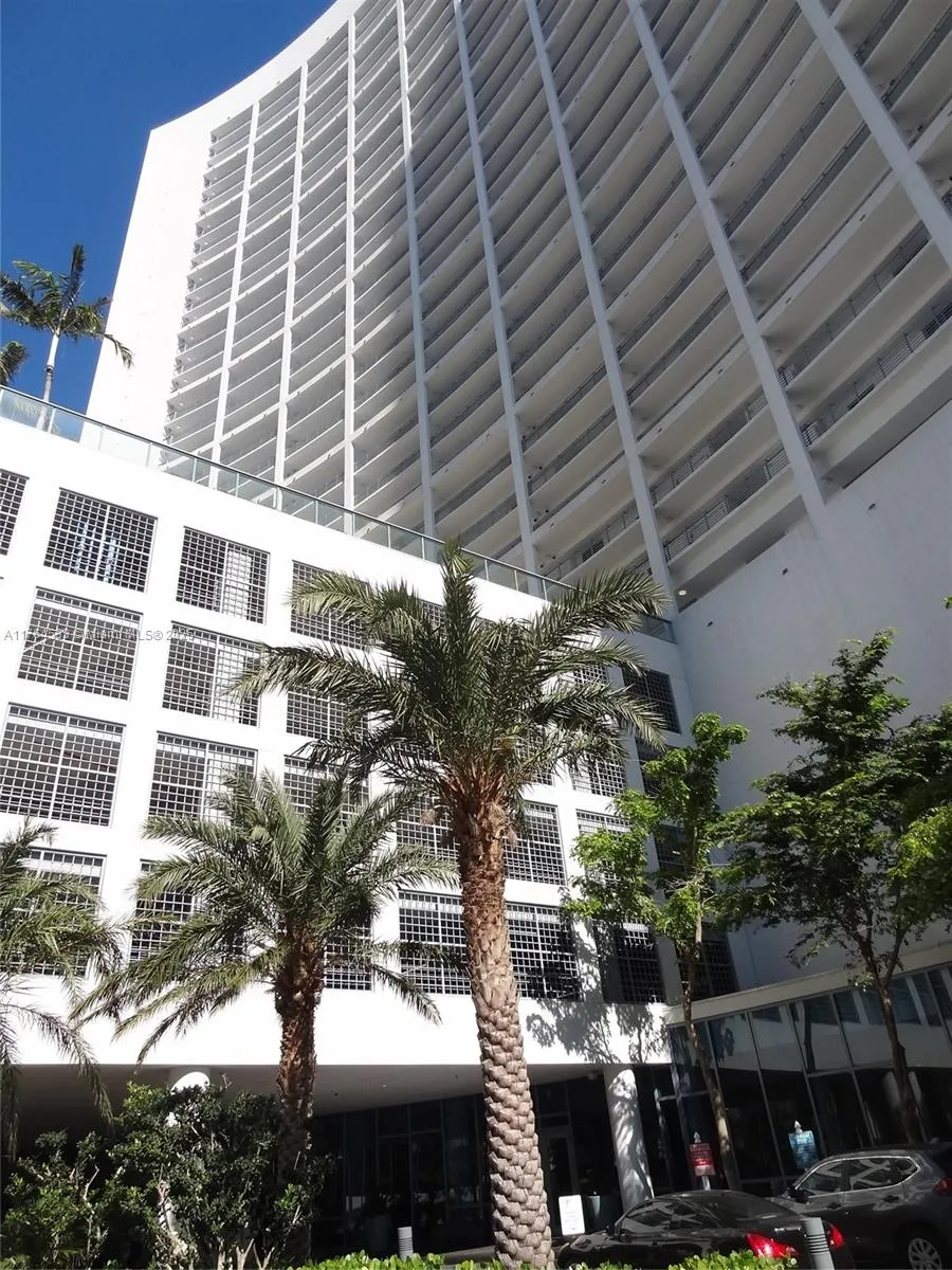 Miami, Florida 33137, United States, 1 Bedroom Bedrooms, ,2 BathroomsBathrooms,Residential,Active,89245