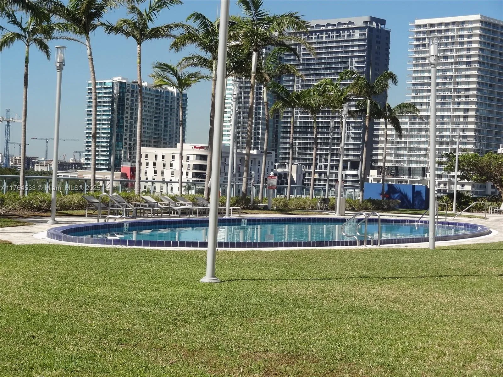 Miami, Florida 33137, United States, 1 Bedroom Bedrooms, ,2 BathroomsBathrooms,Residential,Active,89245