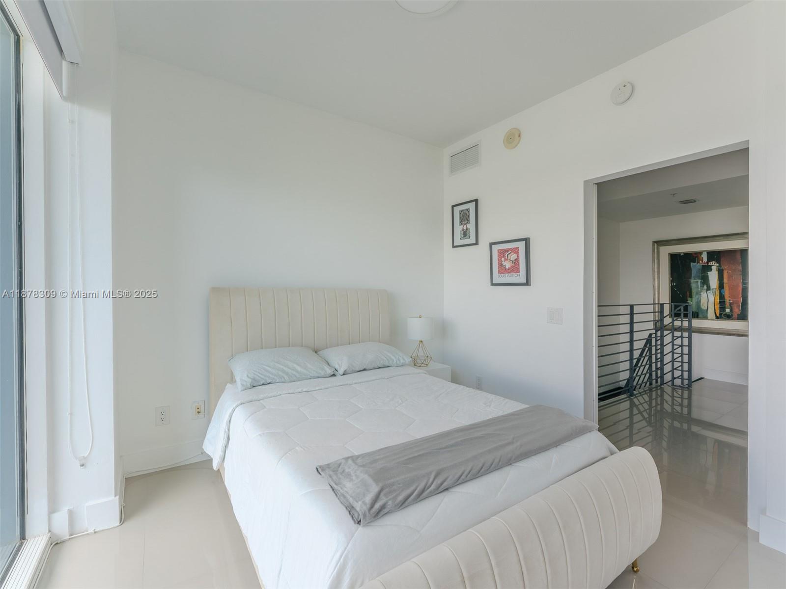 INFINITY AT BRICKELL COND - Residential Lease