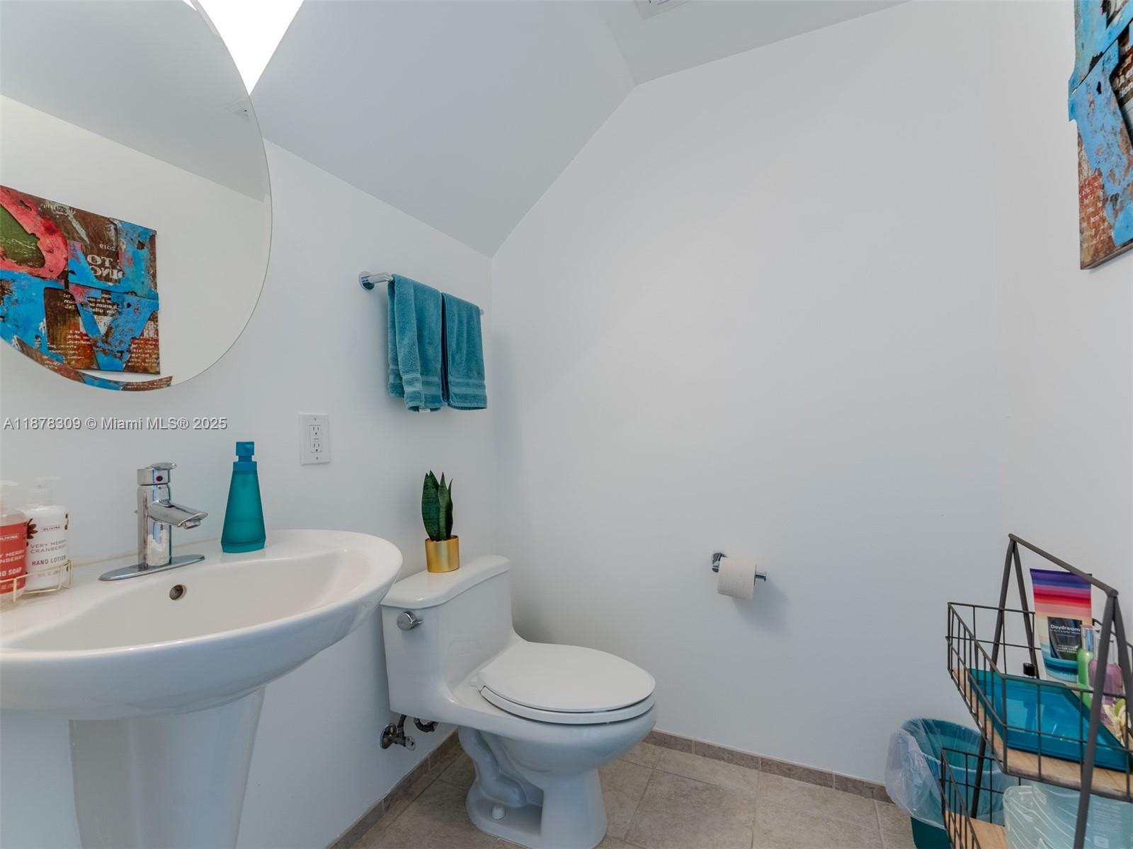 INFINITY AT BRICKELL COND - Residential Lease