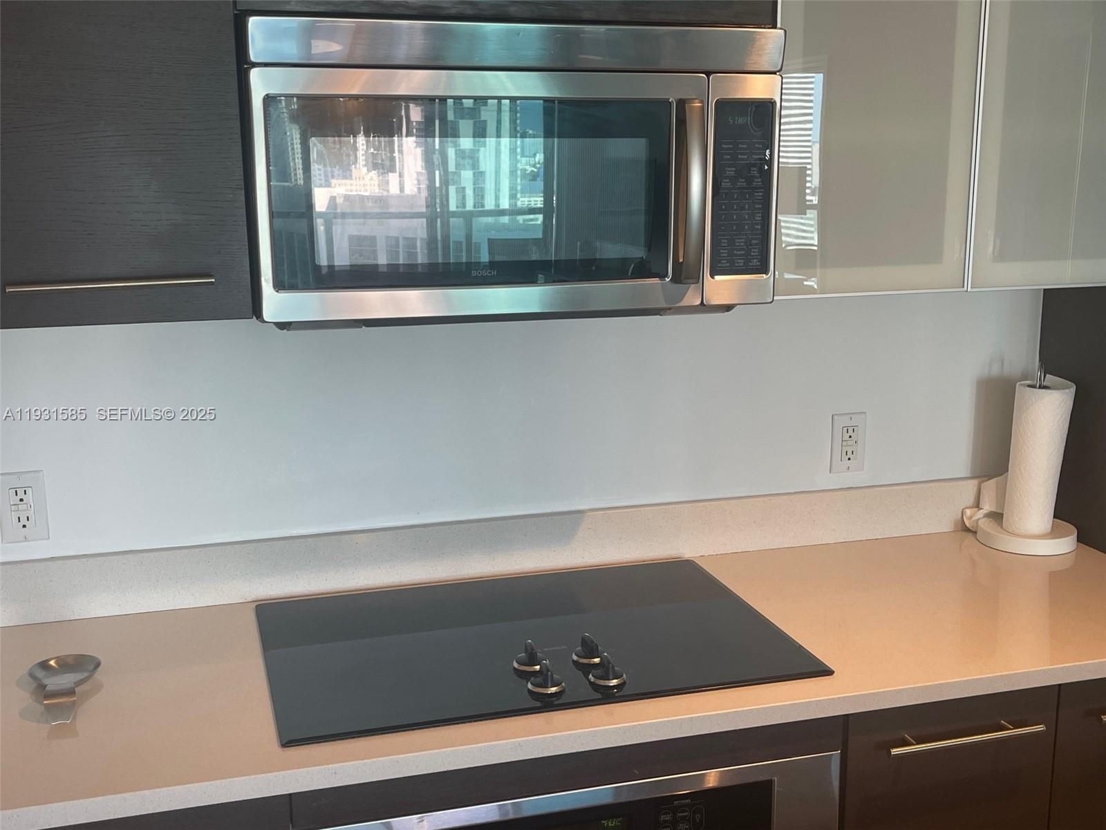 500 BRICKELL EAST CONDO - Residential Lease