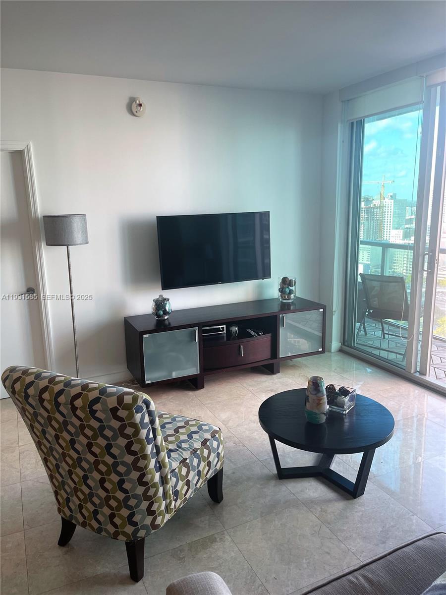 500 BRICKELL EAST CONDO - Residential Lease