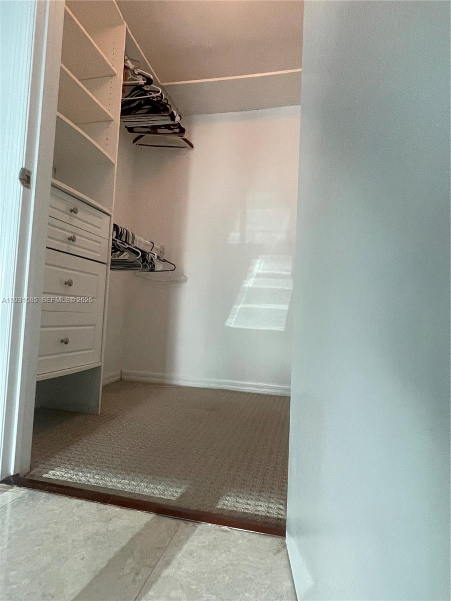 500 BRICKELL EAST CONDO - Residential Lease