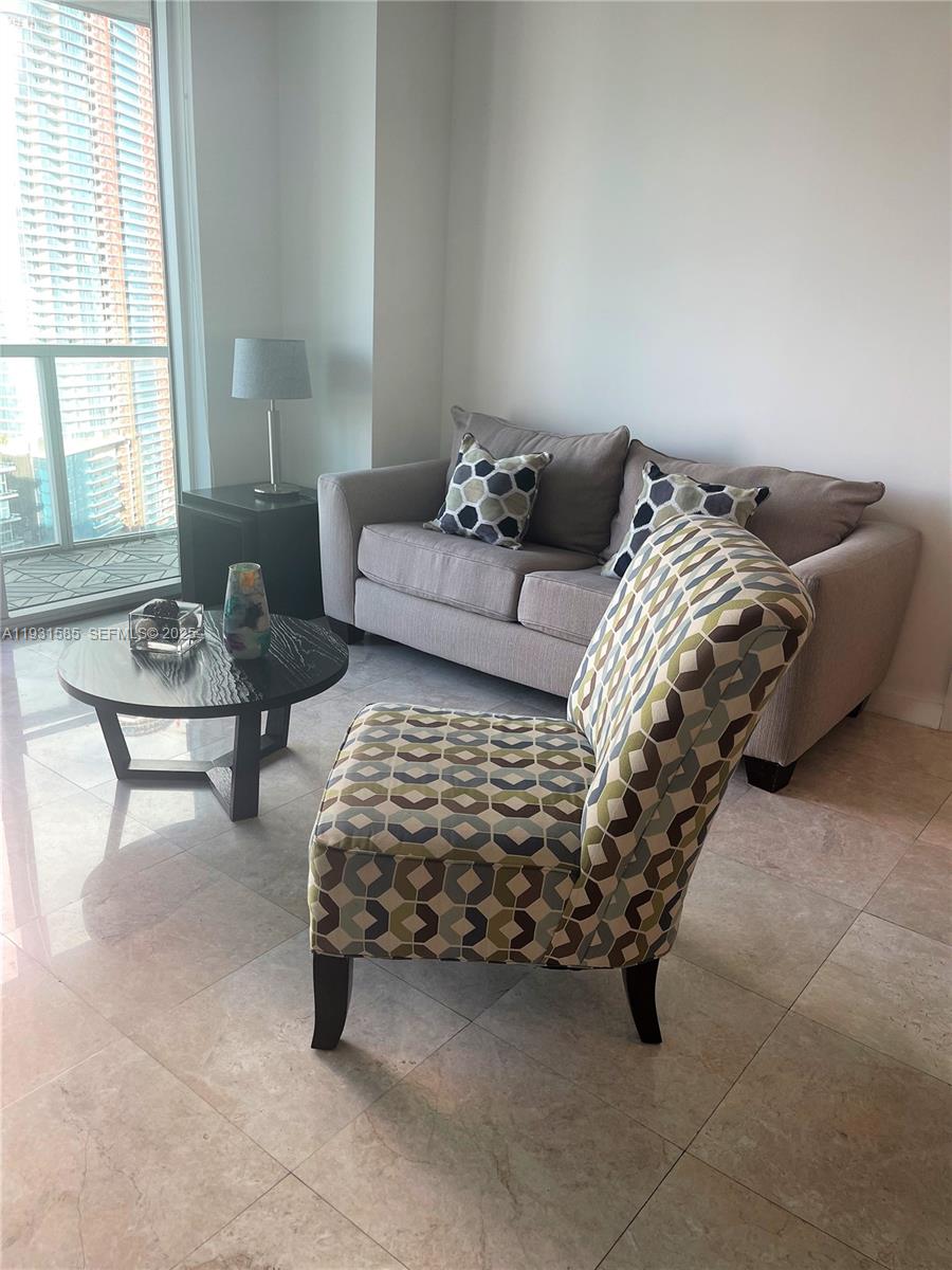 500 BRICKELL EAST CONDO - Residential Lease