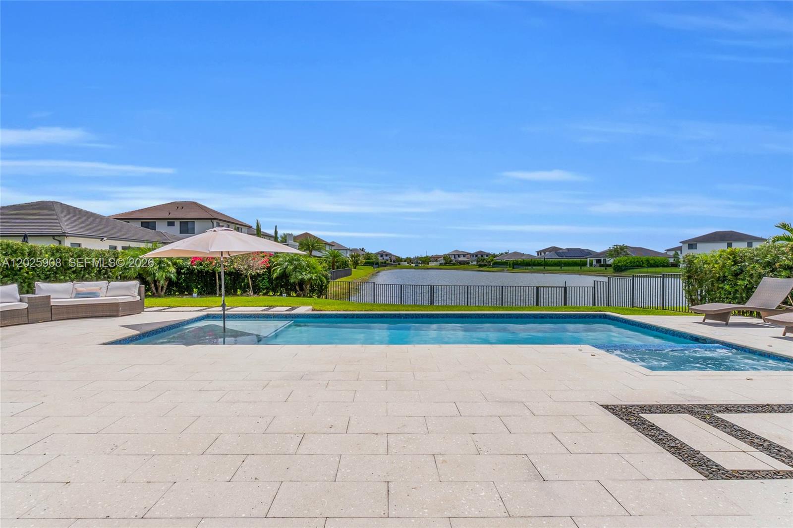 TUSCAN ISLES - Residential