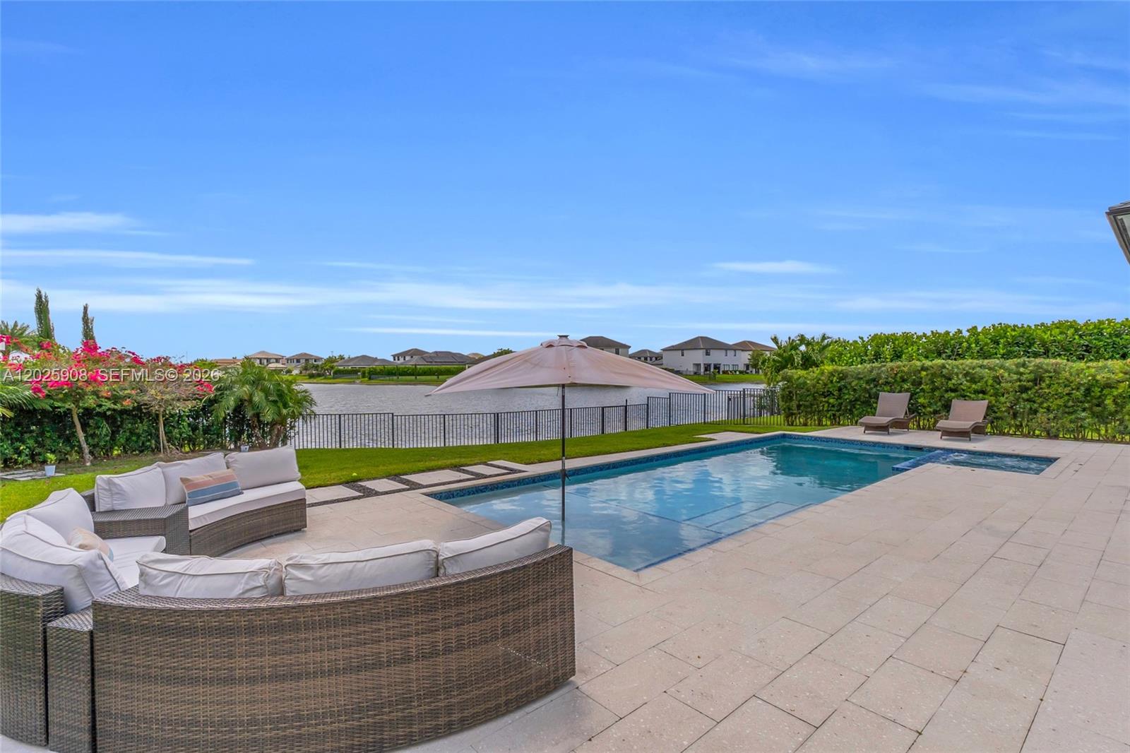 TUSCAN ISLES - Residential