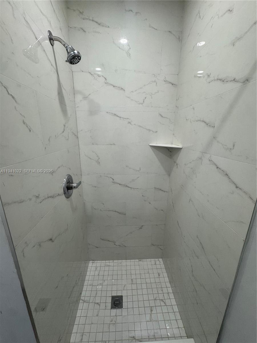 MILLER HGTS ESTS - Residential Lease