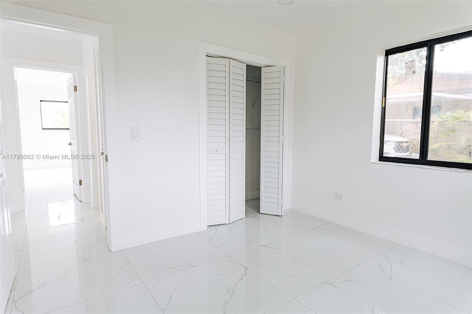 SCOTT LAKE MANOR SEC 3 - Residential