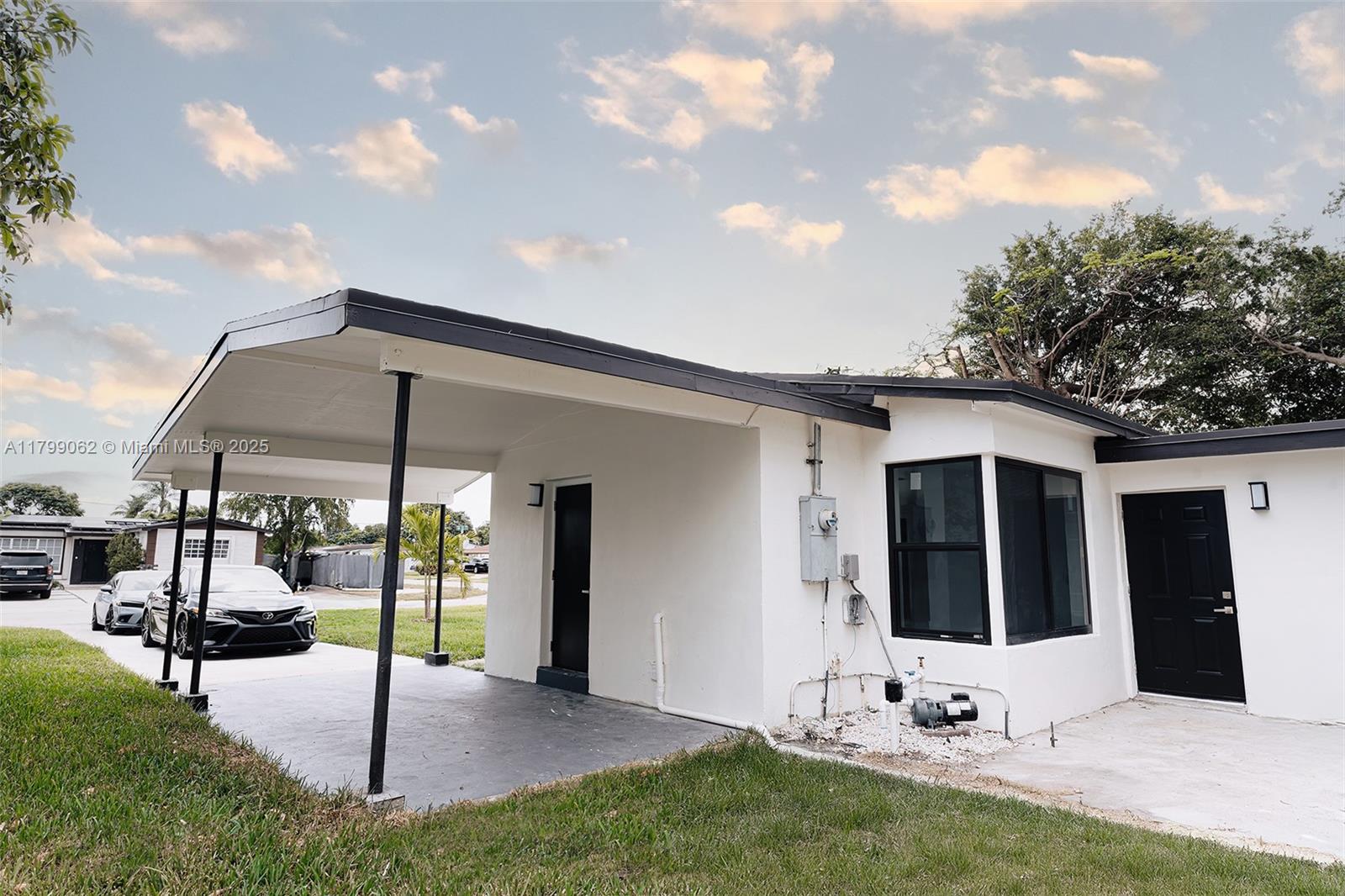 SCOTT LAKE MANOR SEC 3 - Residential
