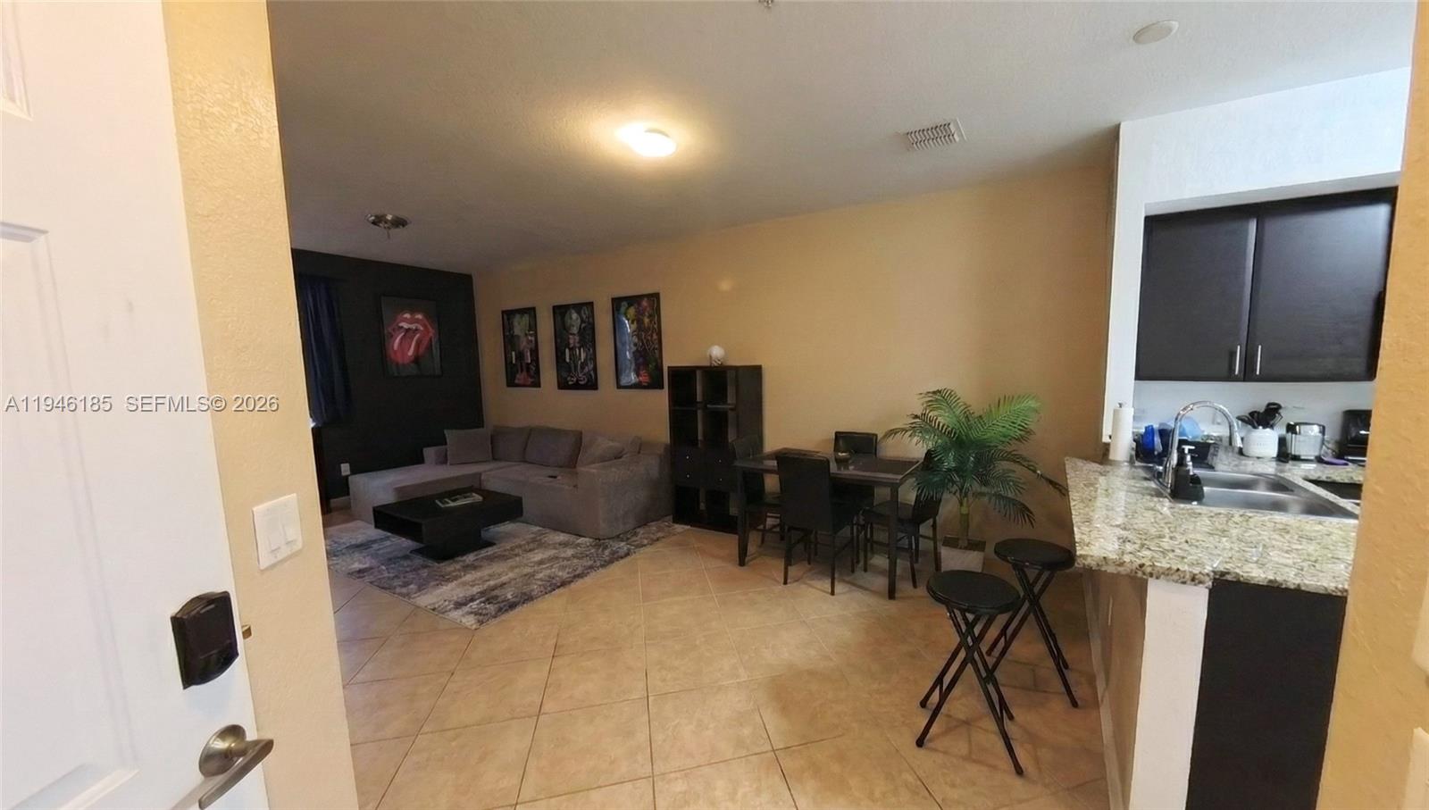 HIGHLAND PARK VILLAGE CON - Residential