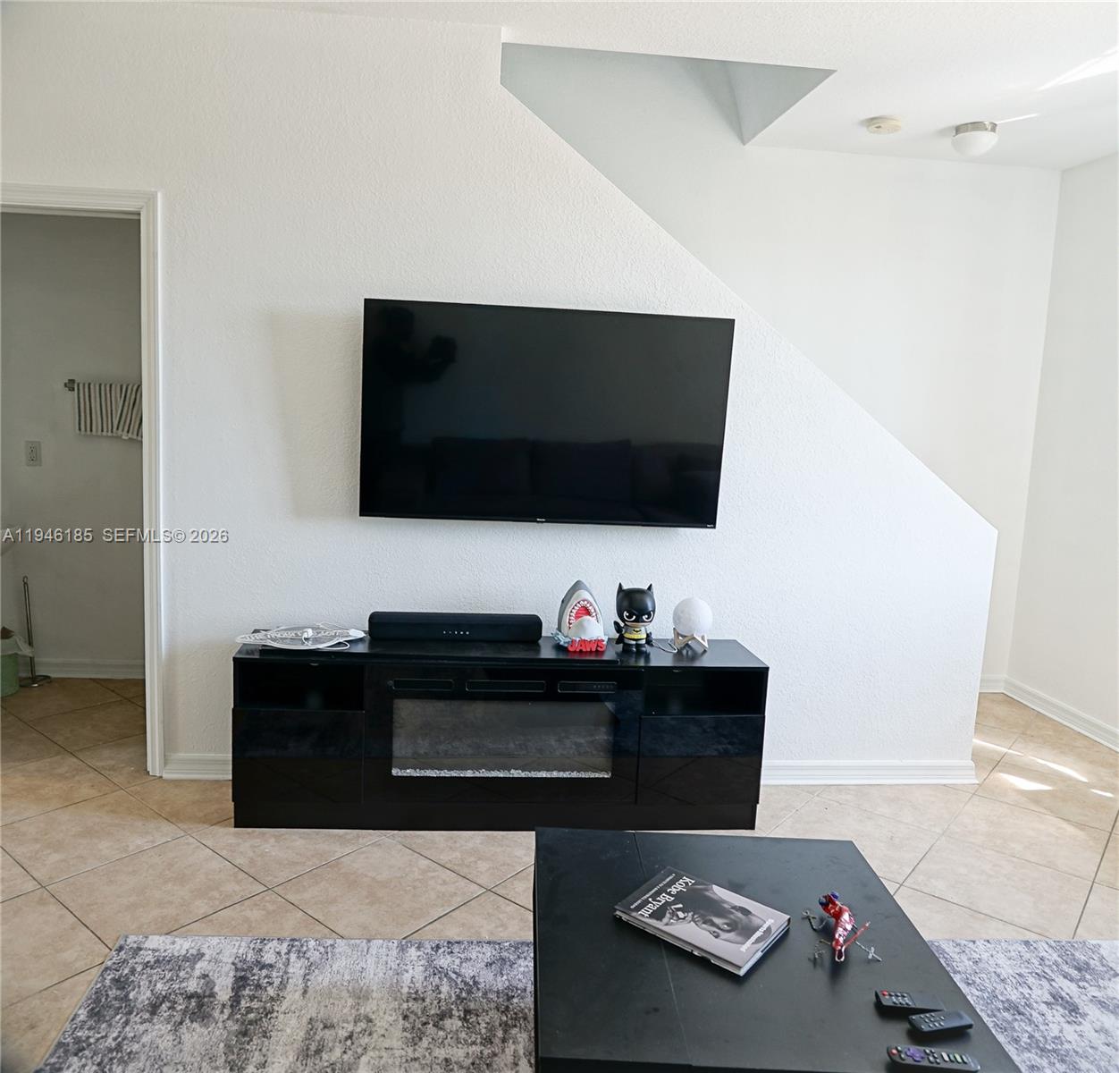 HIGHLAND PARK VILLAGE CON - Residential