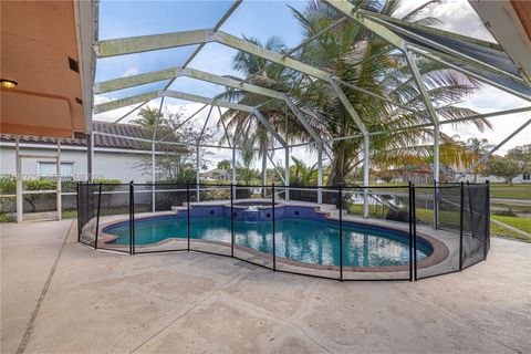 Tiny photo for 10240 NW 52nd St, Coral Springs, FL 33076 (MLS # A11977758)