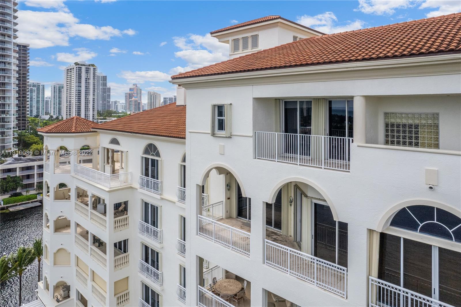 BELLA VISTA SOUTH - Residential