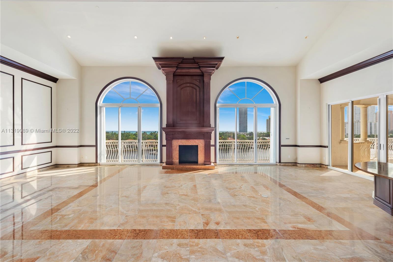 BELLA VISTA SOUTH - Residential