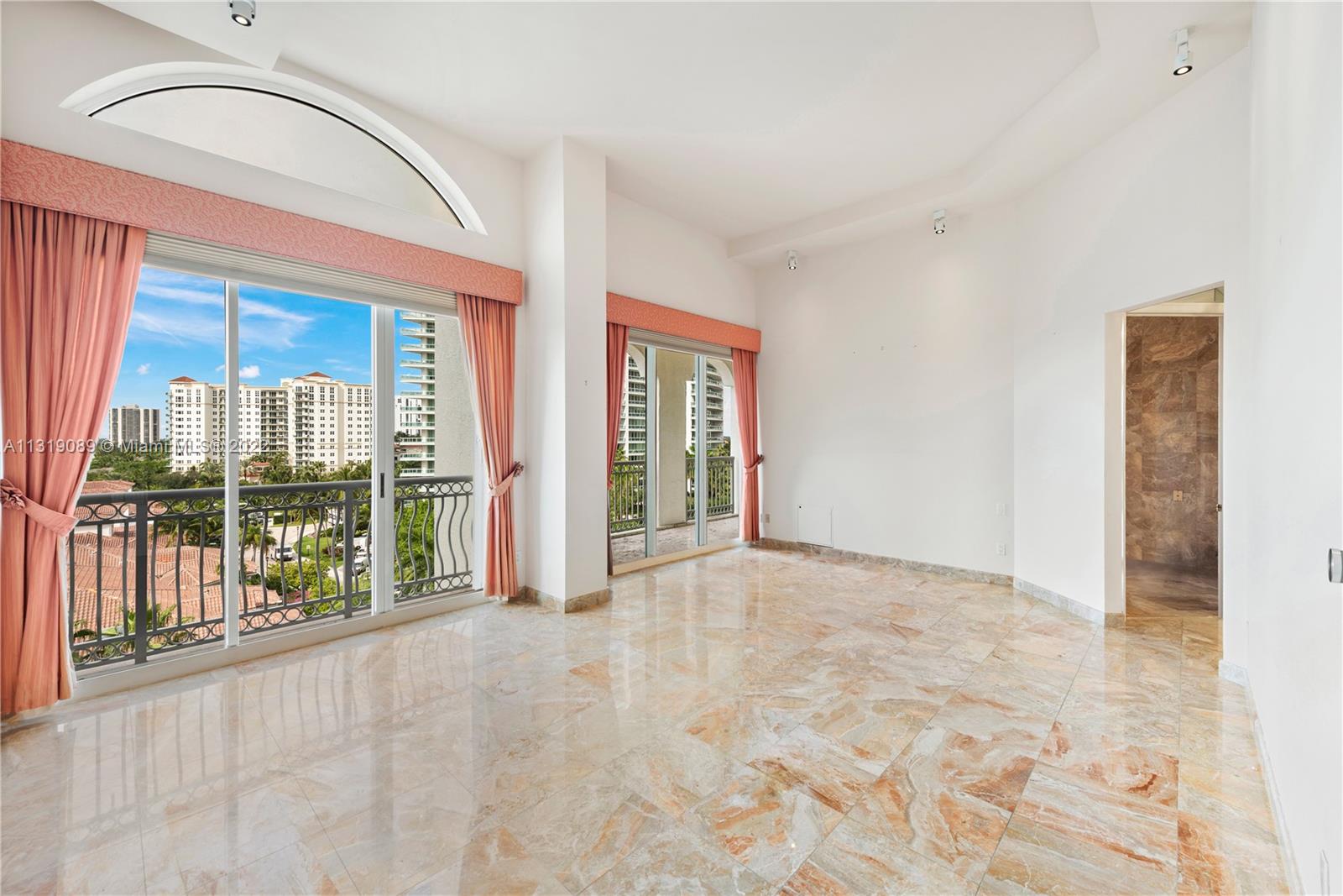 BELLA VISTA SOUTH - Residential