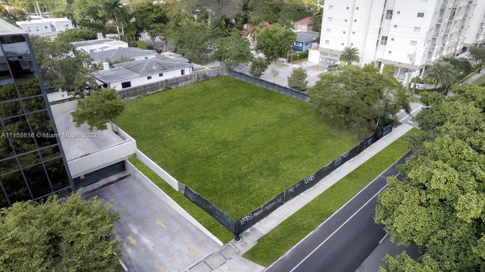 HOLLEMAN PARK - Land