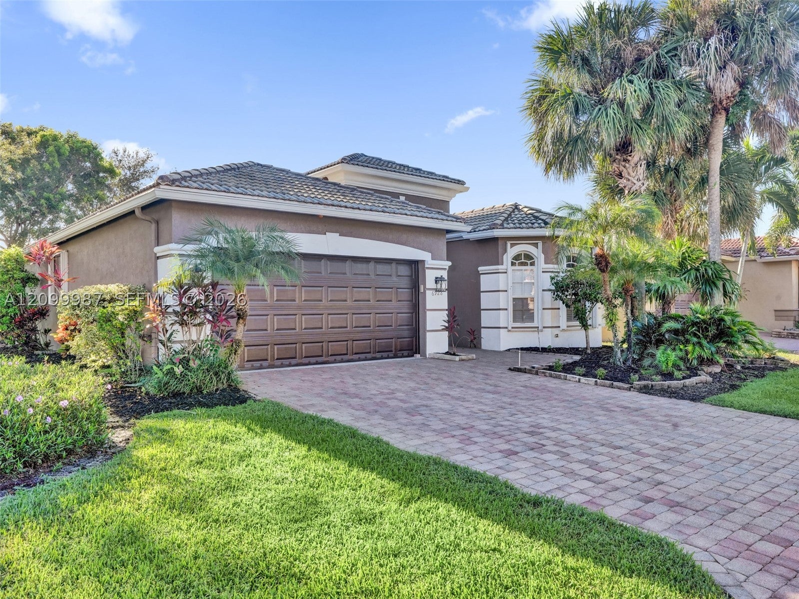 6928 Pisano Dr