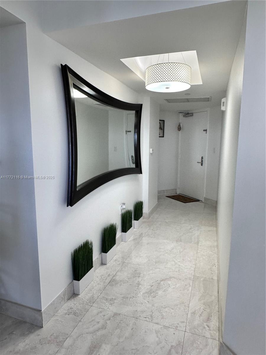 TURNBERRY VILLAGE SO TOWE - Residential