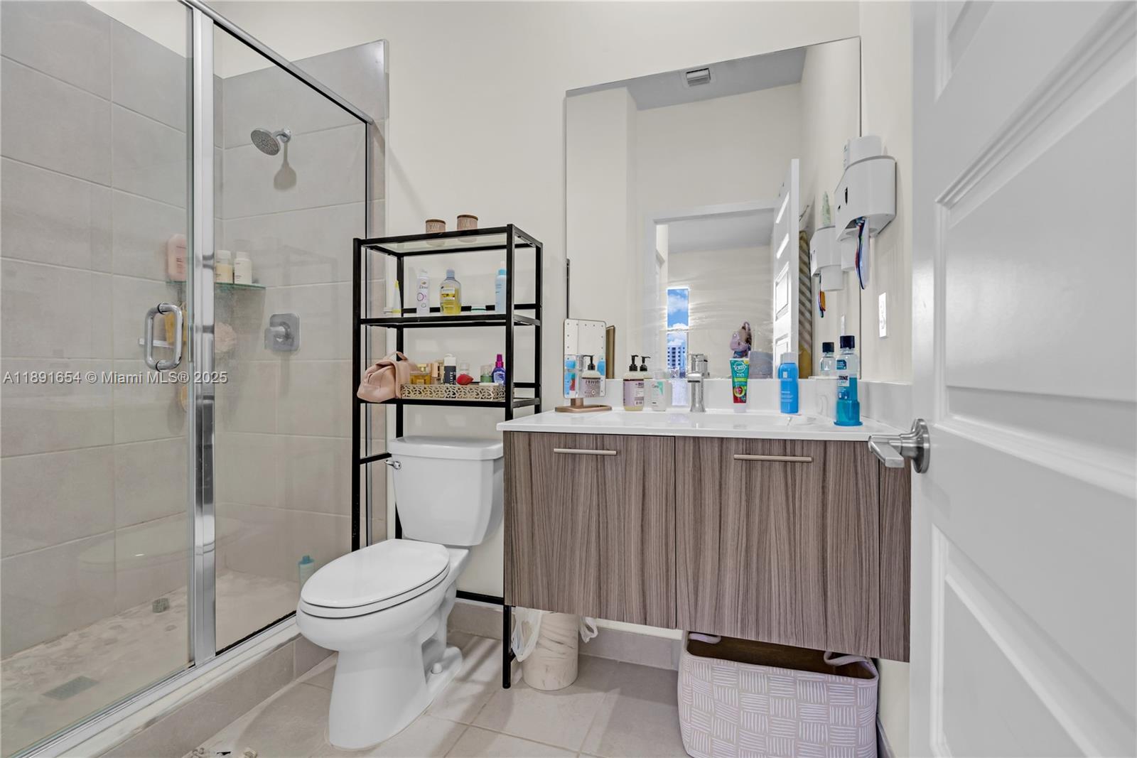 GRAND BAY SOUTH VILLAS - Residential Lease