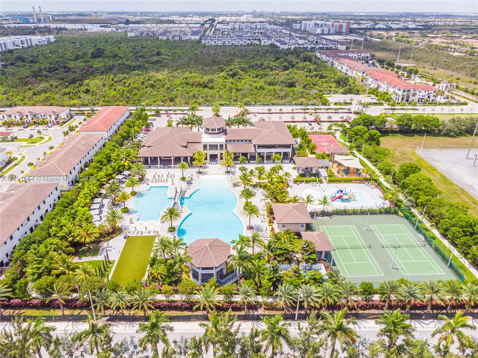 GRAND BAY SOUTH VILLAS - Residential Lease