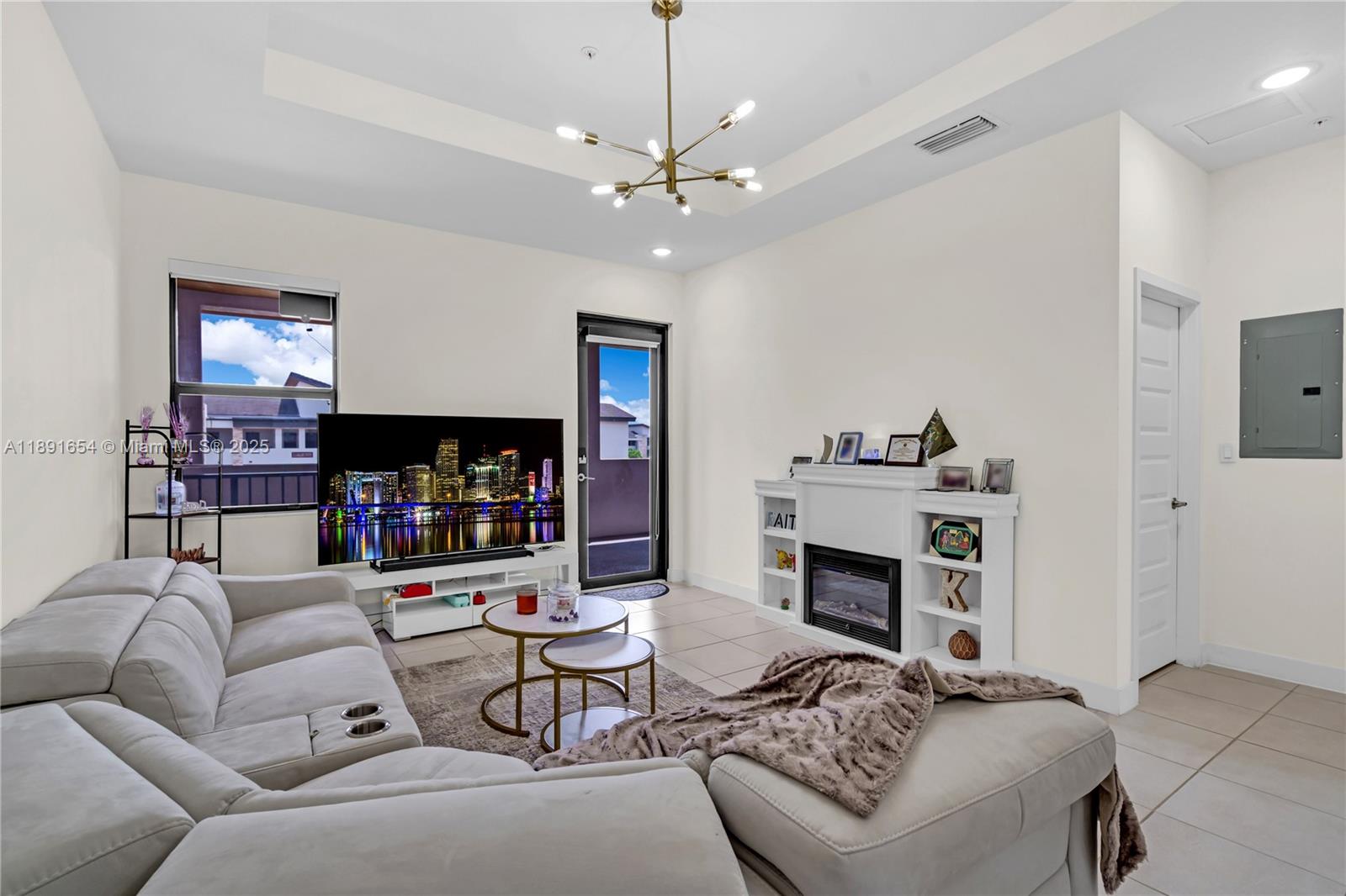 GRAND BAY SOUTH VILLAS - Residential Lease