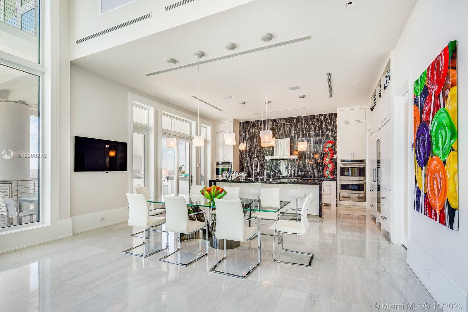 SUNRISE HARBOUR REV PL - Residential