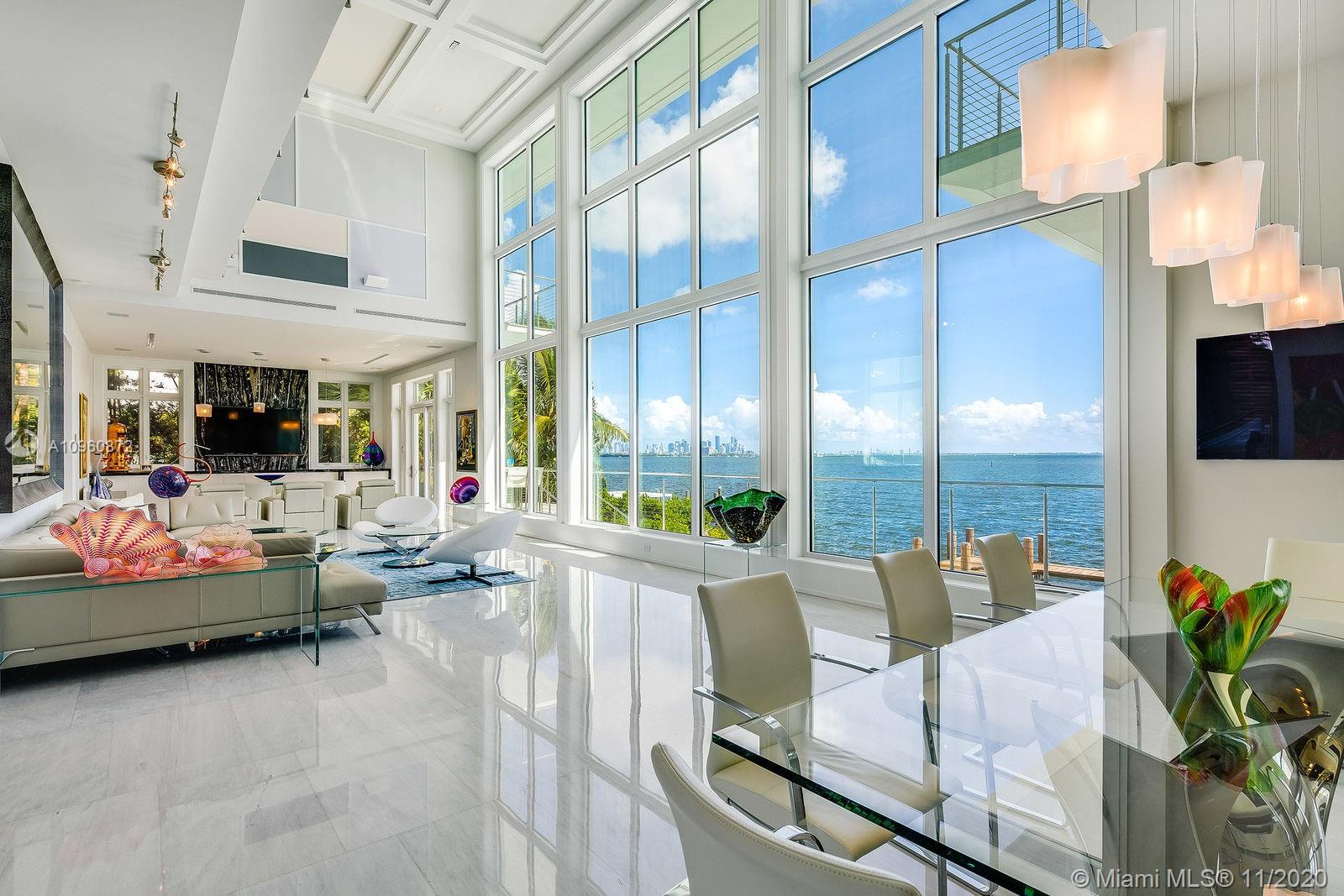 SUNRISE HARBOUR REV PL - Residential