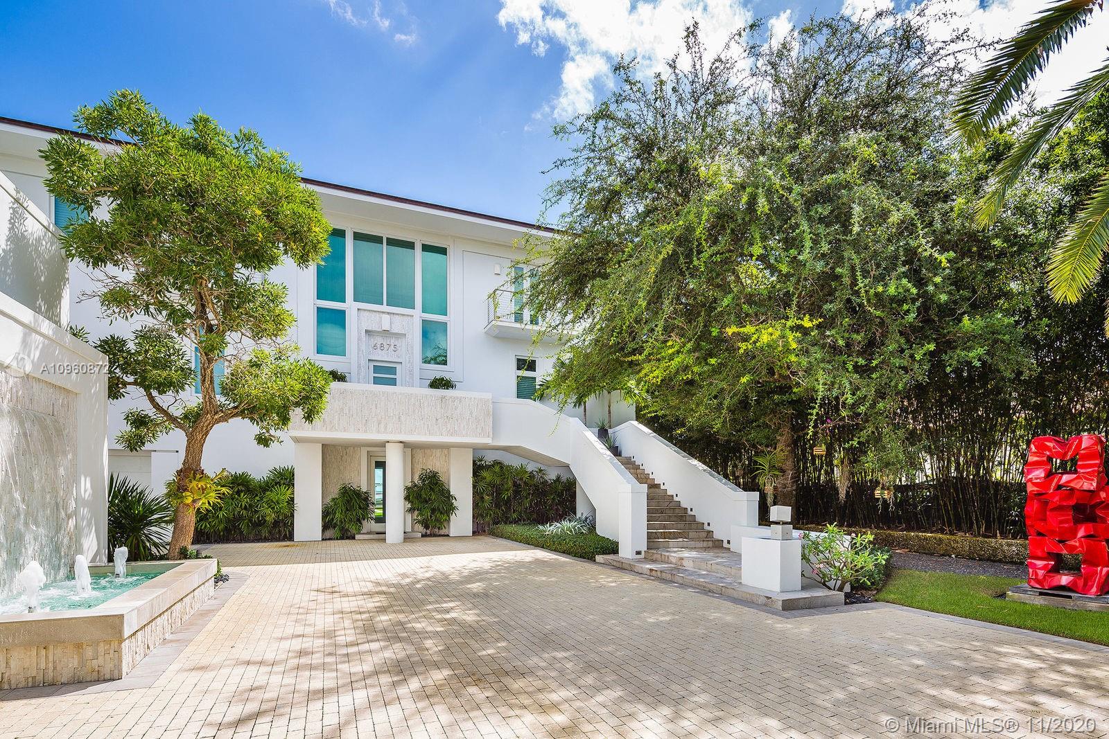 SUNRISE HARBOUR REV PL - Residential