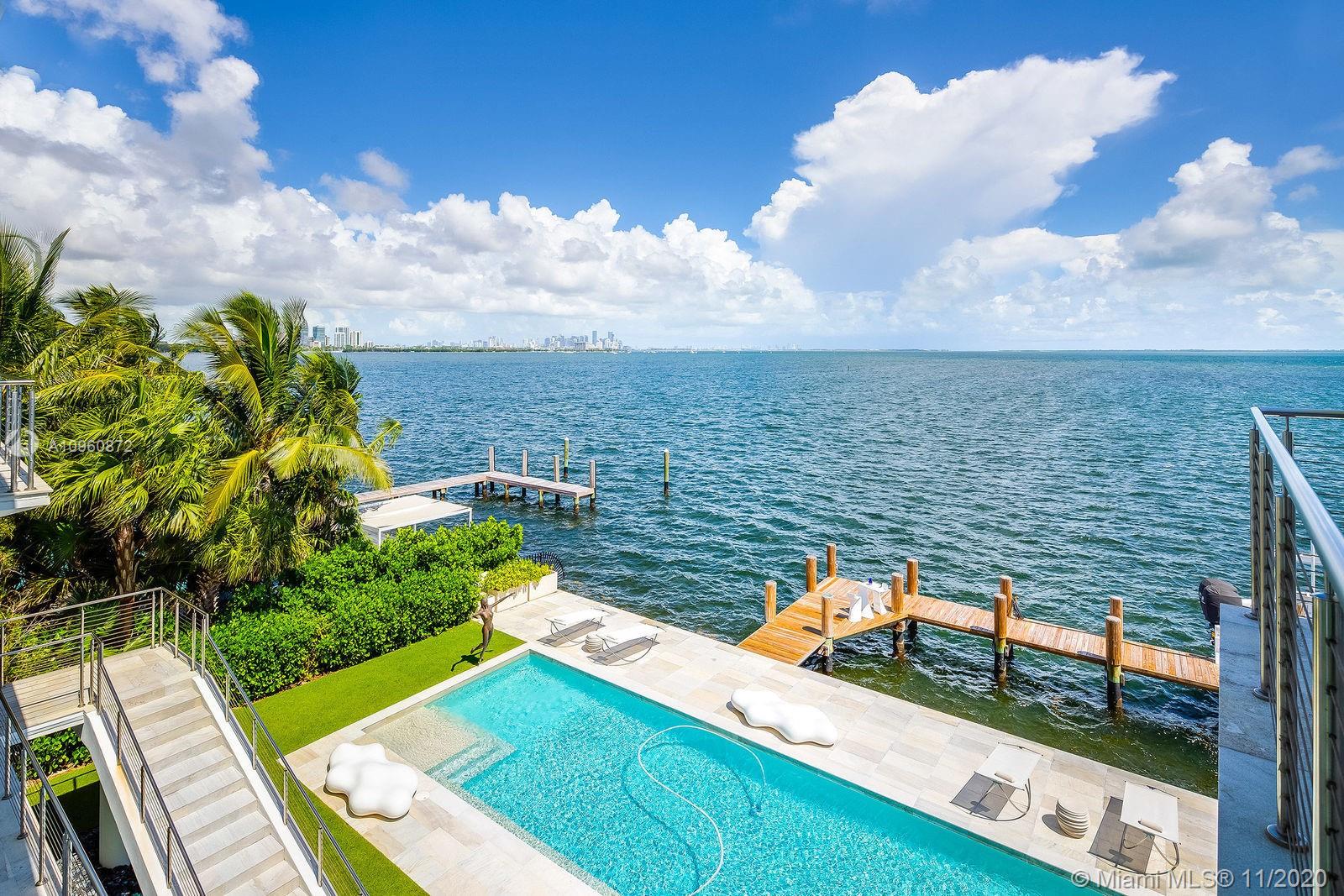 SUNRISE HARBOUR REV PL - Residential