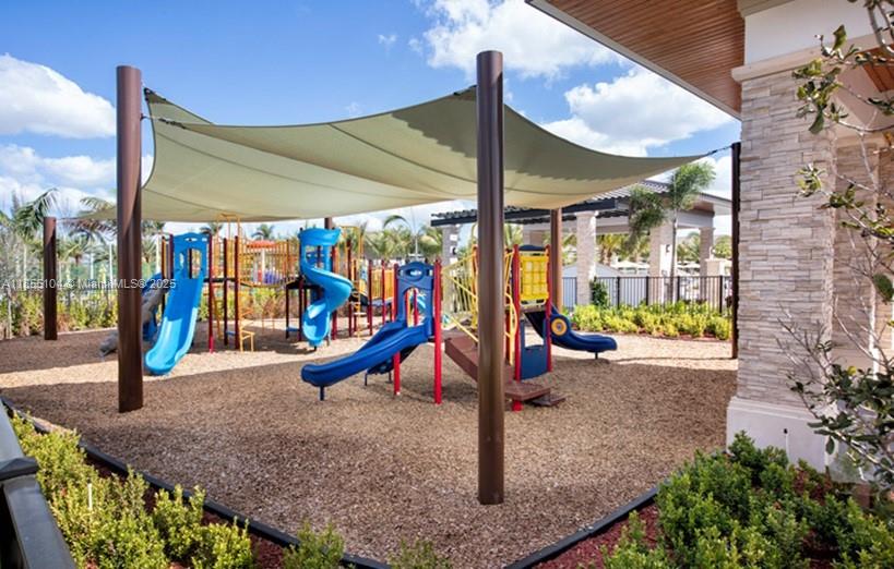 ISLES AT GRAND BAY - Residential