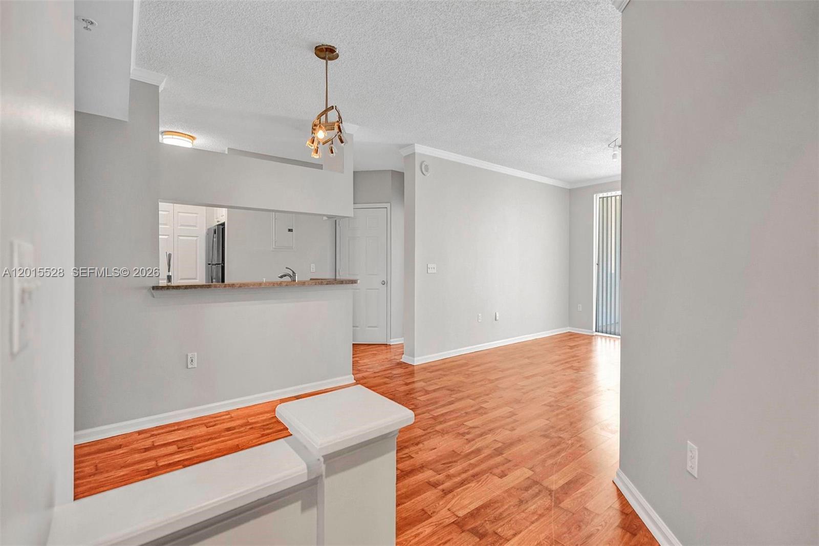 PORTO BELLAGIO CONDO - Residential