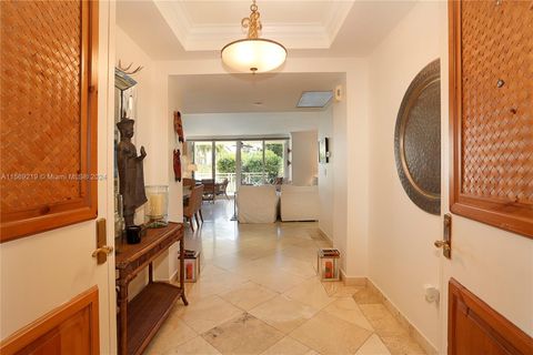 445 Grand Bay Dr 215 Key Biscayne FL 33149