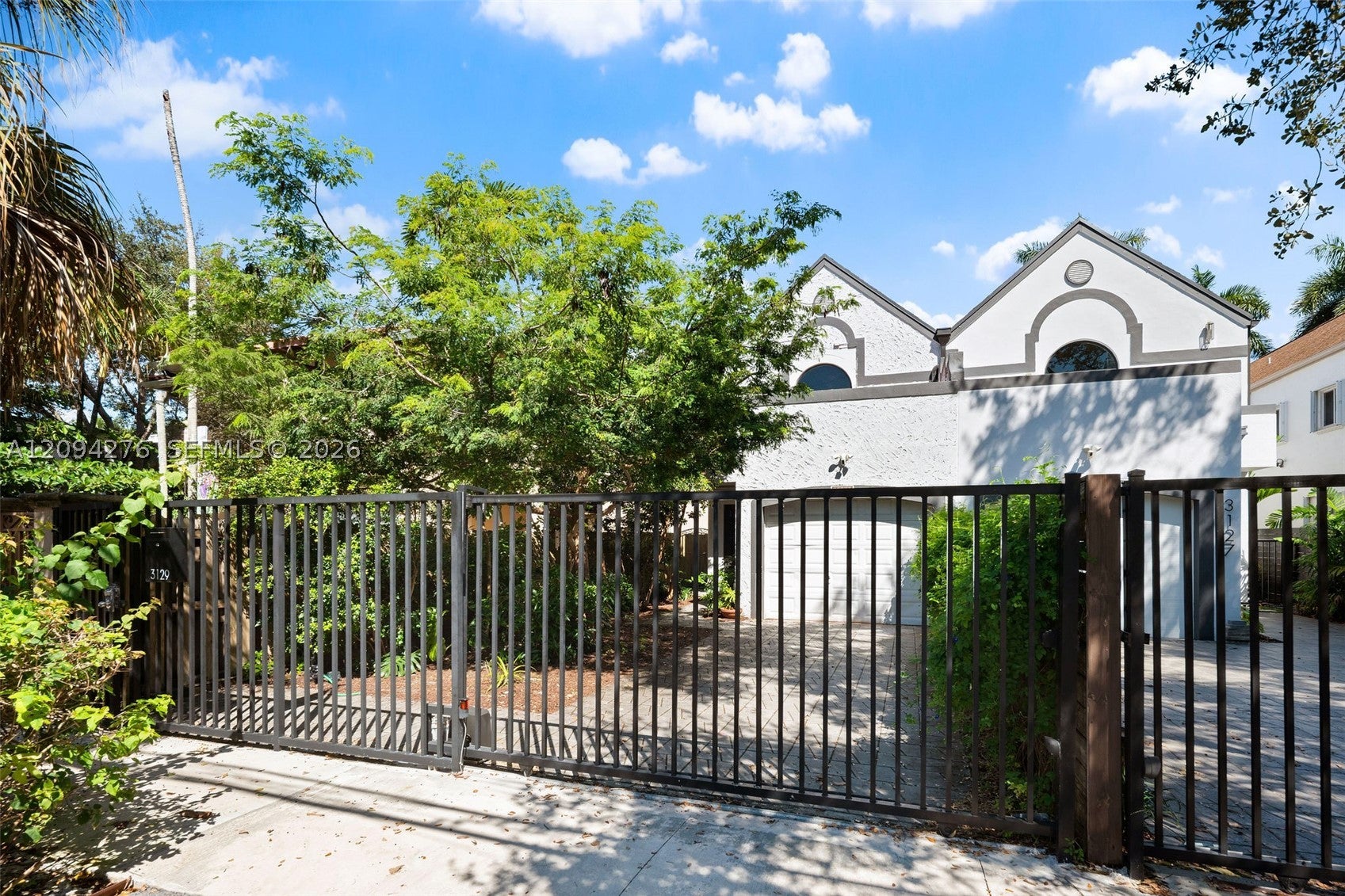 3129 Jackson Ave 3129