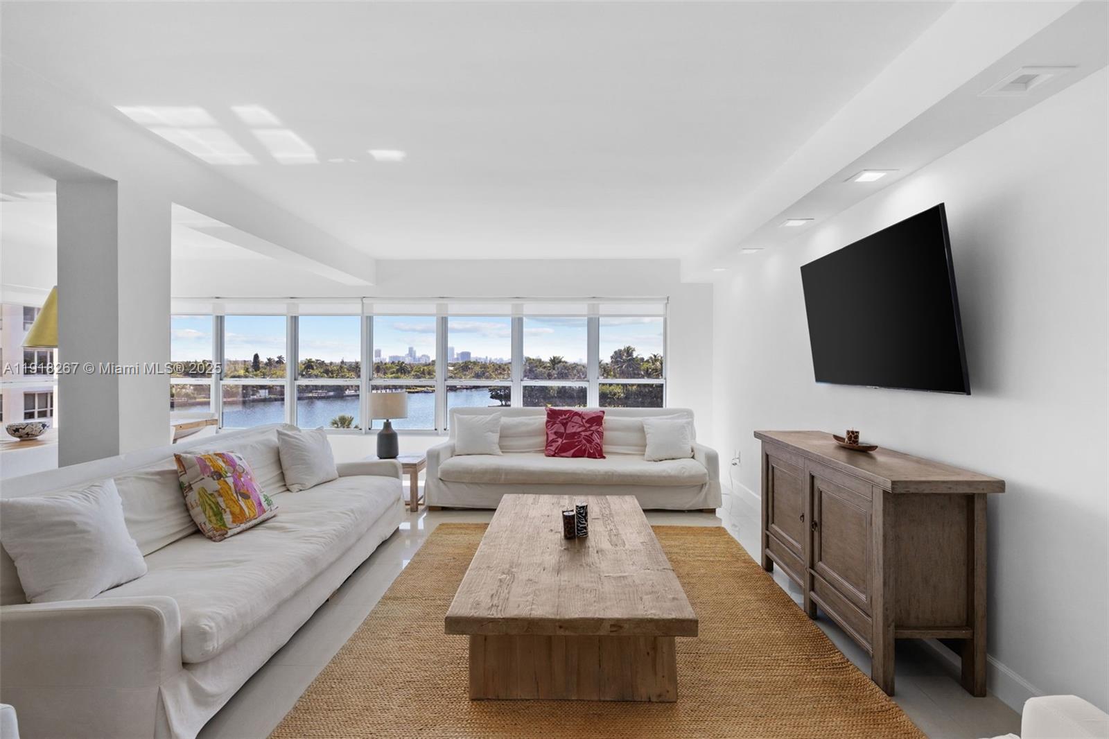 BLAIR HOUSE CONDO - WEST - Residential Lease