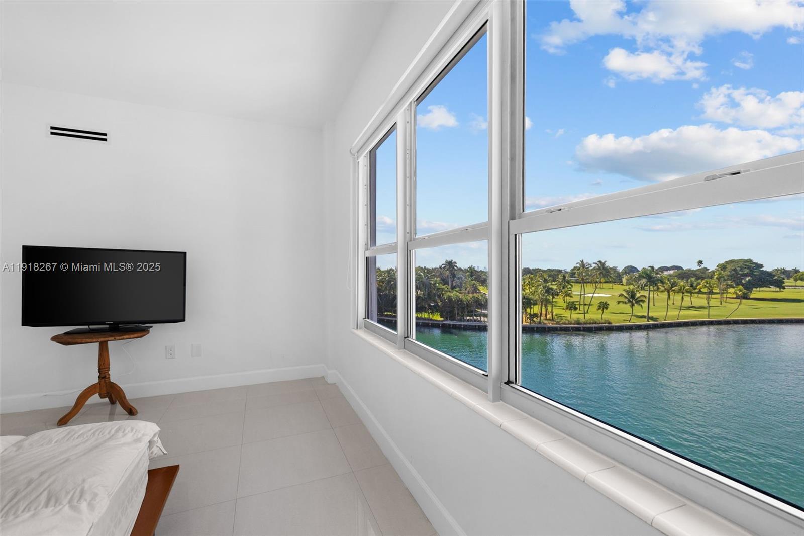 BLAIR HOUSE CONDO - WEST - Residential Lease