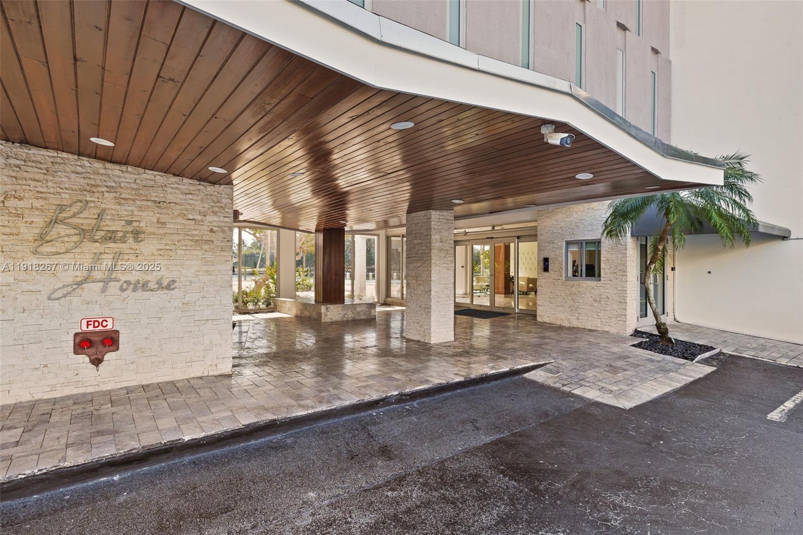 BLAIR HOUSE CONDO - WEST - Residential Lease