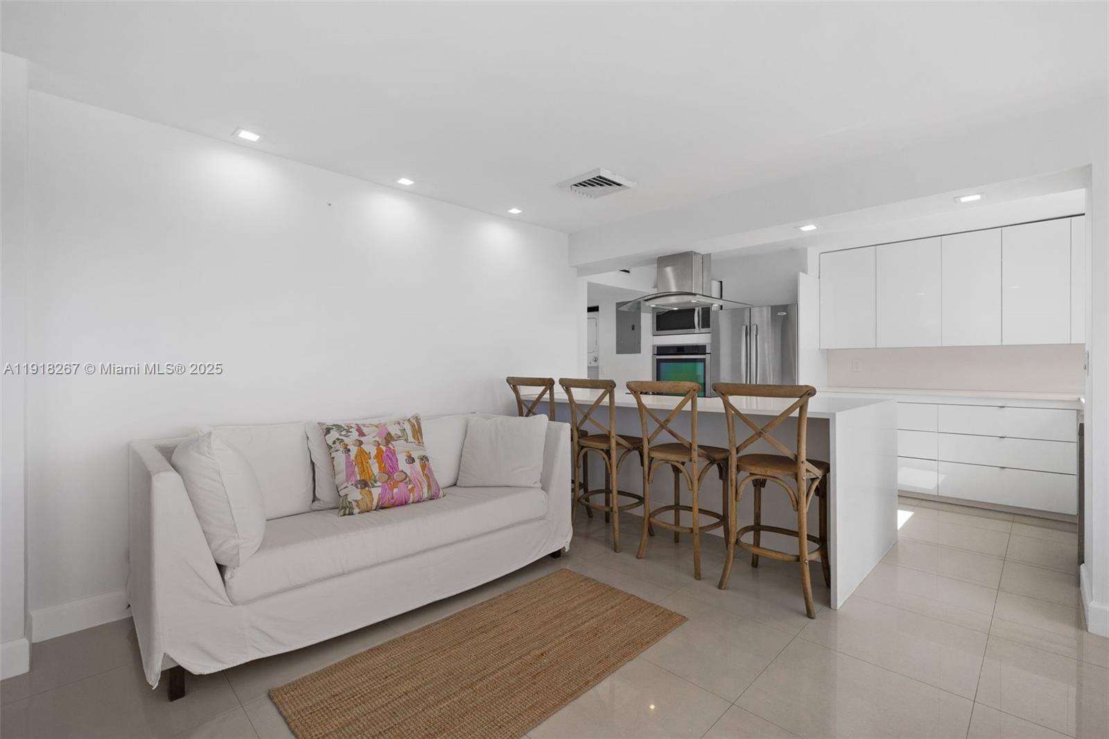 BLAIR HOUSE CONDO - WEST - Residential Lease