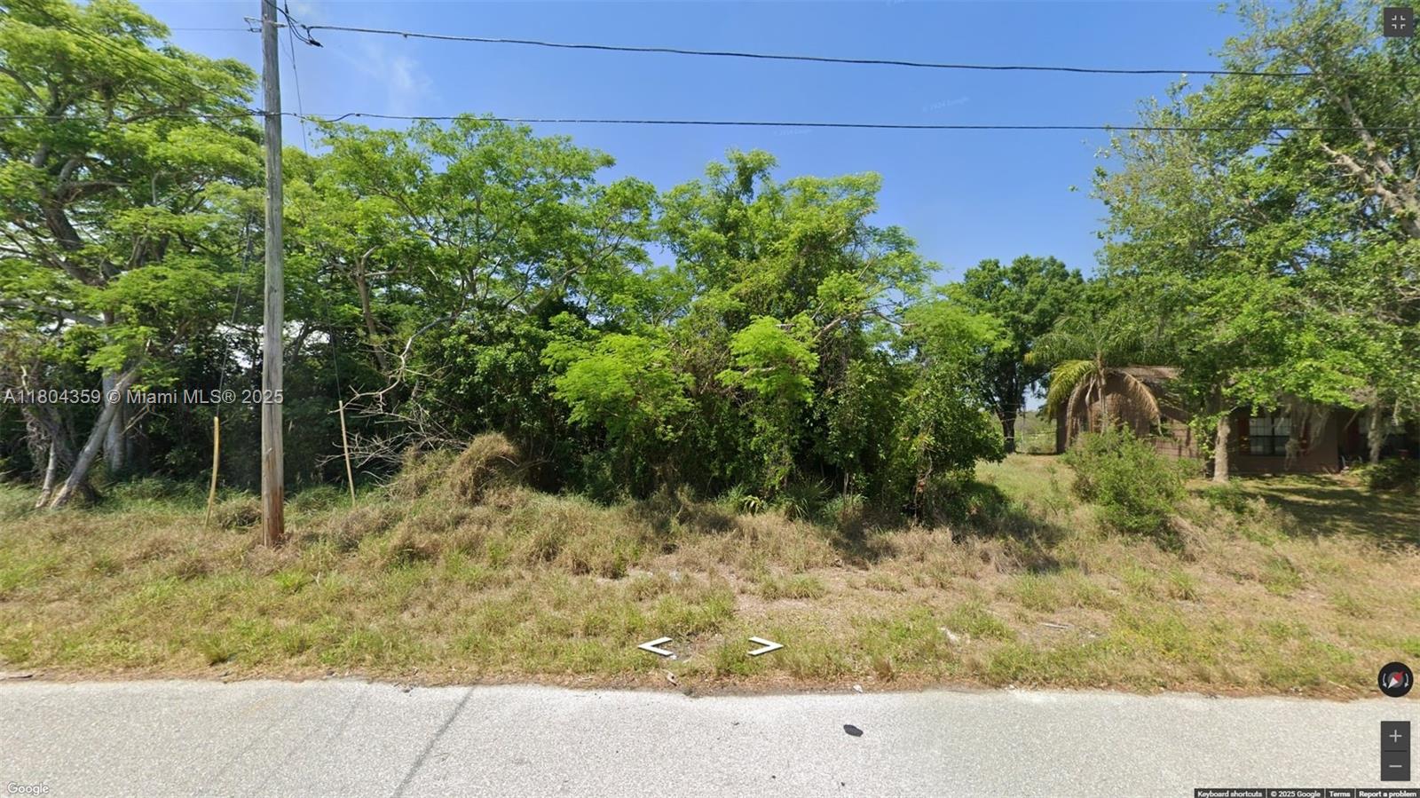 Build your dream home or invest in the future on this beautiful vacant lot located in the rapidly growing community of Lake Placid. Situated on a quiet residential street, this 9,625 sq ft lot offers the perfect setting for peaceful living while still being conveniently close to local schools, shopping, dining, and recreational amenities. With no HOA and flexible zoning, this is a fantastic opportunity for investors or homeowners looking for a serene escape with great potential. Don’t miss out—secure your slice of Florida paradise today!