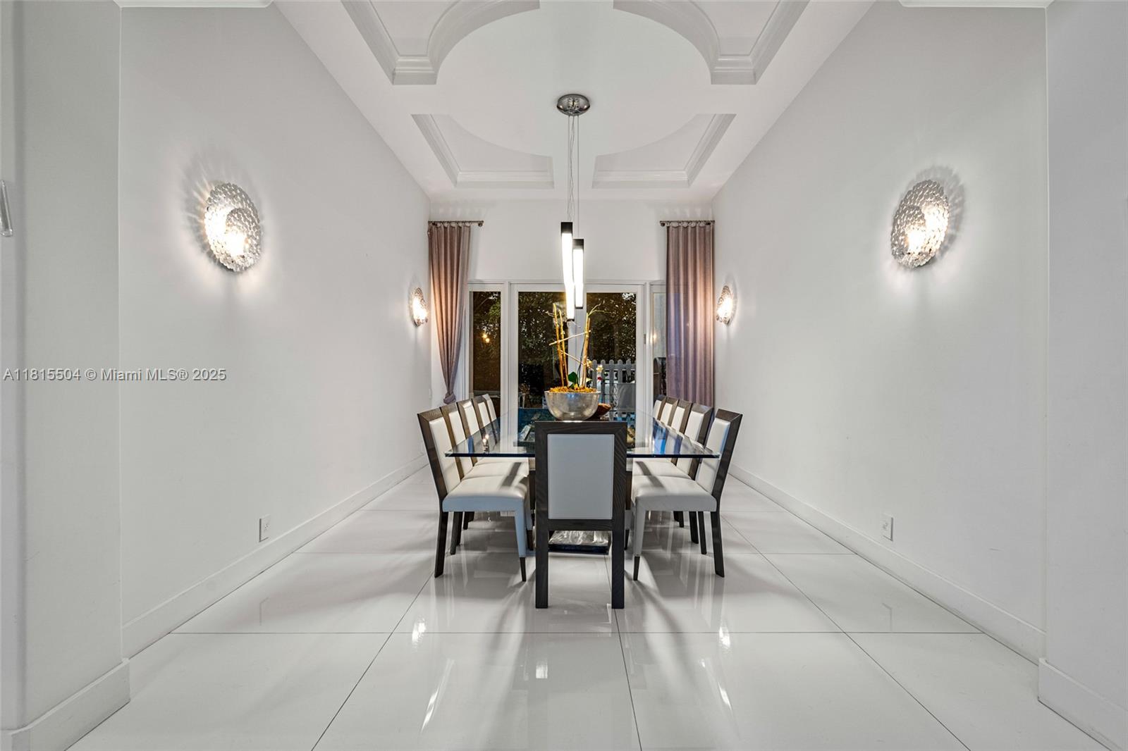 THREE ISLANDS 3RD SECTION - Residential