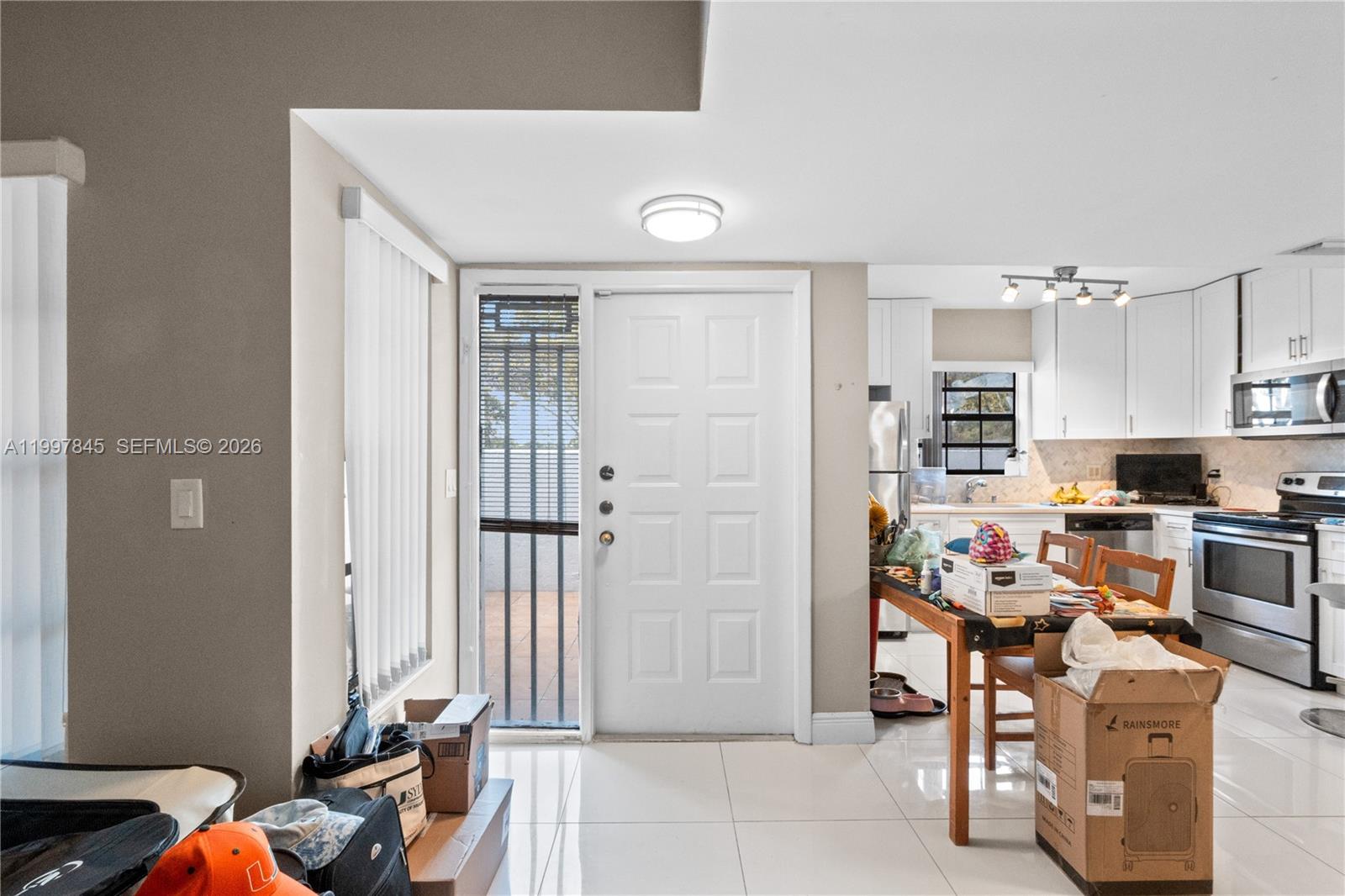 GOLDEN HOMES SUB - Residential Lease