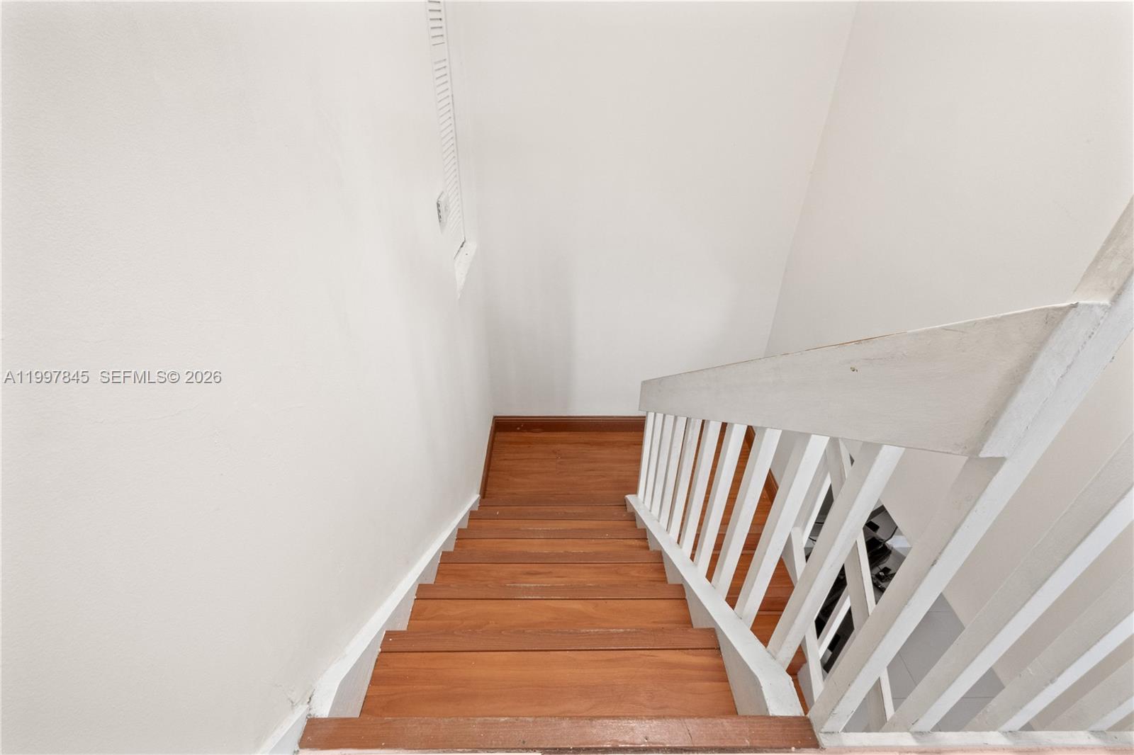 GOLDEN HOMES SUB - Residential Lease