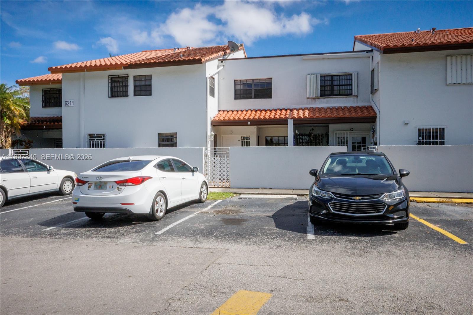 GOLDEN HOMES SUB - Residential Lease