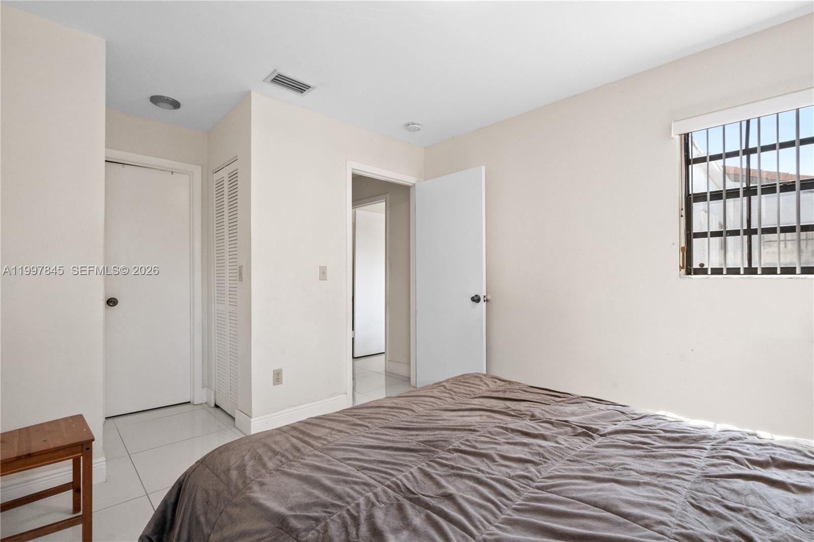 GOLDEN HOMES SUB - Residential Lease